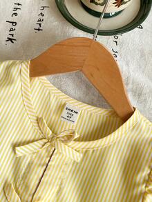 Emery Rose Kids Emery Rose Kids 少女圆领泡泡袖休闲蝴蝶结装饰条纹夏季连衣裙 休闲连衣裙 春季连衣裙 迷人连衣裙 复古连衣裙 - 黑與白 - 查看 6