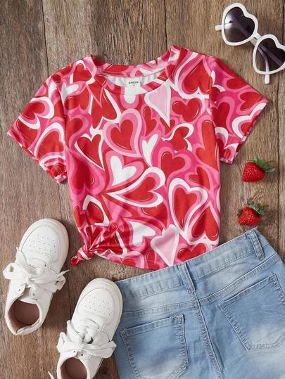 SHEIN Camiseta de manga corta de punto con cuello redondo, cómoda y casual, con estampado de corazón interesante y personalizado, para niñas, camiseta roja linda para niñas, tops lindos para niñas