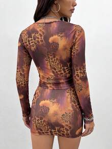 Slouenne Slouenne 女士深V领豹纹荷叶边露背长袖上衣和迷你裙性感两件套，适合约会/派对 - 棕色 - 查看 2