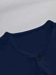 Manfinity Homme 男士纯色翻领休闲百搭短袖T恤 藏蓝色 男士T恤 V领男士衬衫 短袖男士衬衫 男士休闲衬衫 藏蓝色男士上衣 - 寶藍色 - 查看 4