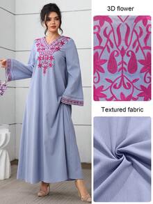 Al Najma V领蓝色底色撞色刺绣长袖阿拉伯风格连衣裙 - 藍色 - 查看 2