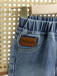 SHEIN Toddler Boys' Vintage Washed Blue Casual Comfortable Elastic Waist Straight Leg Denim Shorts - Light Wash - View 3