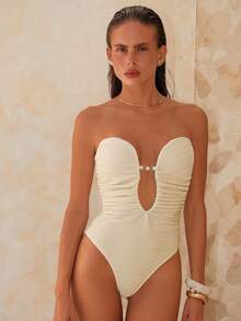 Swim Chiccia HEIN Swim Chicsea-D 女士提花面料无肩带珍珠装饰连体泳衣，春夏款 - 米色 - 查看 5
