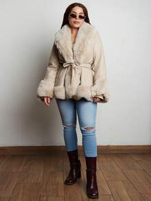 Lupita Cardoza 毛茸茸翻領腰帶外套 - 米色 - 查看 6