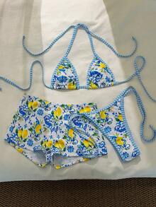 Costavie Swim Mod 热销新品优雅波西米亚复古风三合一比基尼套装，性感可爱泳装，活力蓝白撞色，柠檬和玛瑙瓷砖印花，三角挂脖上衣，性感丁字裤，高腰平角短裤，可变换多种穿搭方式，Y2K 辣妹风，完美适用于夏季海滩度假、泳池派对、日光浴、游泳、音乐节以及打造时尚摩登度假氛围。 - 彩色 - 查看 9