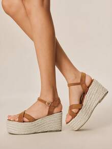 Styleloop 女士草编绳交叉绑带高跟圆头凉鞋 - 棕色 - 查看 1