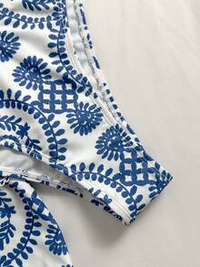 Elamini Women's 2-Piece Paisley & Floral Random Print Ruched Tankini Top & Hipster Bottom Swimsuit Set - Blue and White - View 6