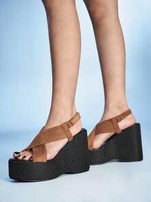 Sugerpunk 女士厚底凉鞋，露趾坡跟厚底凉鞋，时尚鞋履 - 棕色 - 查看 3