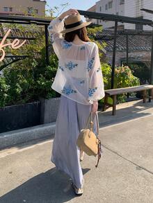 DAZY Women's Linen Ditsy Floral Shirt Top And Loose Fit Pants 2-Piece Set, Korean Style Lounge Sets For Women - Baby Blue - View 2