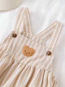 SHEIN 男女宝宝通用款休闲可爱卡其条纹背带短裤连体衣，易穿脱，春夏款 - 卡其色 - 查看 6