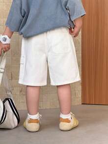 SHEIN 男婴/幼儿男童都市街头潮流水洗复古猫须宽松百慕大蓝牛仔长款短裤，百搭休闲，适合男婴春夏服装、幼儿男童街头服饰、乡村风服装、海滩度假装扮。 - 白色 - 查看 2