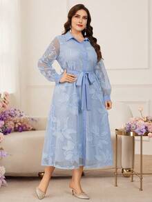 Modelyn Robe élégante et romantique pour femmes grandes tailles, avec laçage à la taille, manches longues, maille ajourée et broderie - Bleu azur - Voir 8