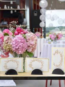 12 chiếc giá đỡ số bàn bằng gỗ hình bán nguyệt, giá đựng thẻ tên khách mời đám cưới, giá đựng ảnh thực đơn văn phòng, dùng trang trí tiệc sinh nhật, nhà hàng, cửa hàng bán lẻ, sự kiện, phong cách mộc mạc tự nhiên. - Nhiều màu - Xem 10