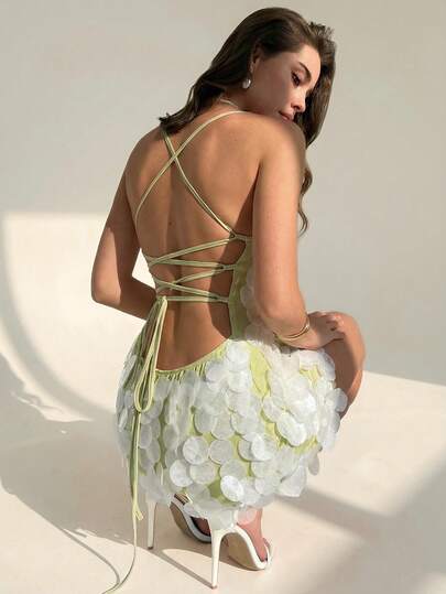 Rafferiza 女士休闲假日绿色底色4毫米亮片露背系带连衣裙