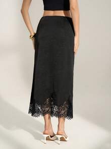 SHEIN Tall Chân váy đen thanh lịch dành cho nữ với viền ren, hoàn hảo cho những dịp trang trọng, tiệc tùng và các sự kiện trang trọng. Mẫu váy sang trọng này phù hợp hoàn hảo với trang phục mùa thu, mùa đông và những dịp thanh lịch. Lý tưởng cho cả phong cách thường ngày và dự tiệc, nó mang đến vẻ tinh tế vượt thời gian và phong cách phù hợp cho tủ quần áo của bạn. - màu đen - Xem 2