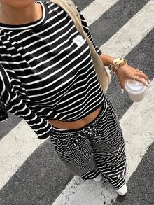 SHEIN EZwear 大码女装两件套：休闲条纹短款T恤和裤子 - 黑與白 - 查看 3