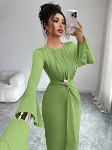 Elenzga Women's Spring Elegant Elegant Simple Solid Color Ruffle Sleeve Metal Decor Pleated Waist Dress - Limelight Green - View 5