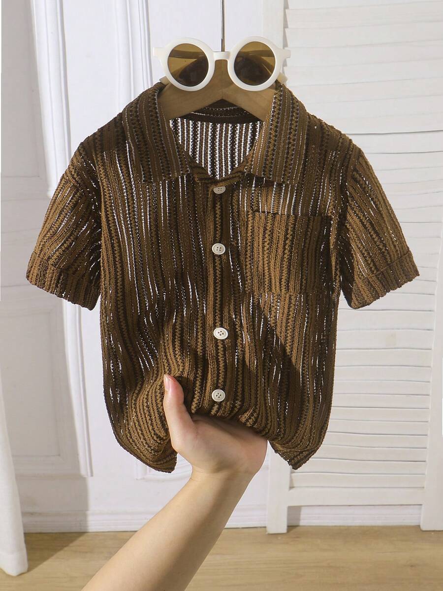 SHEIN 男童纹理面料 Polo 领纽扣短袖衬衫，休闲复古乡村度假卡其棕色舒适透气夏季衬衫 - 卡其色 - 查看 1