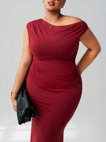 CurvyTilda Plus Size Women Solid Color High Stretch Asymmetrical Neck Mermaid Hem Valentine's Day Dress, For Hourglass Body Shape - Burgundy - View 6