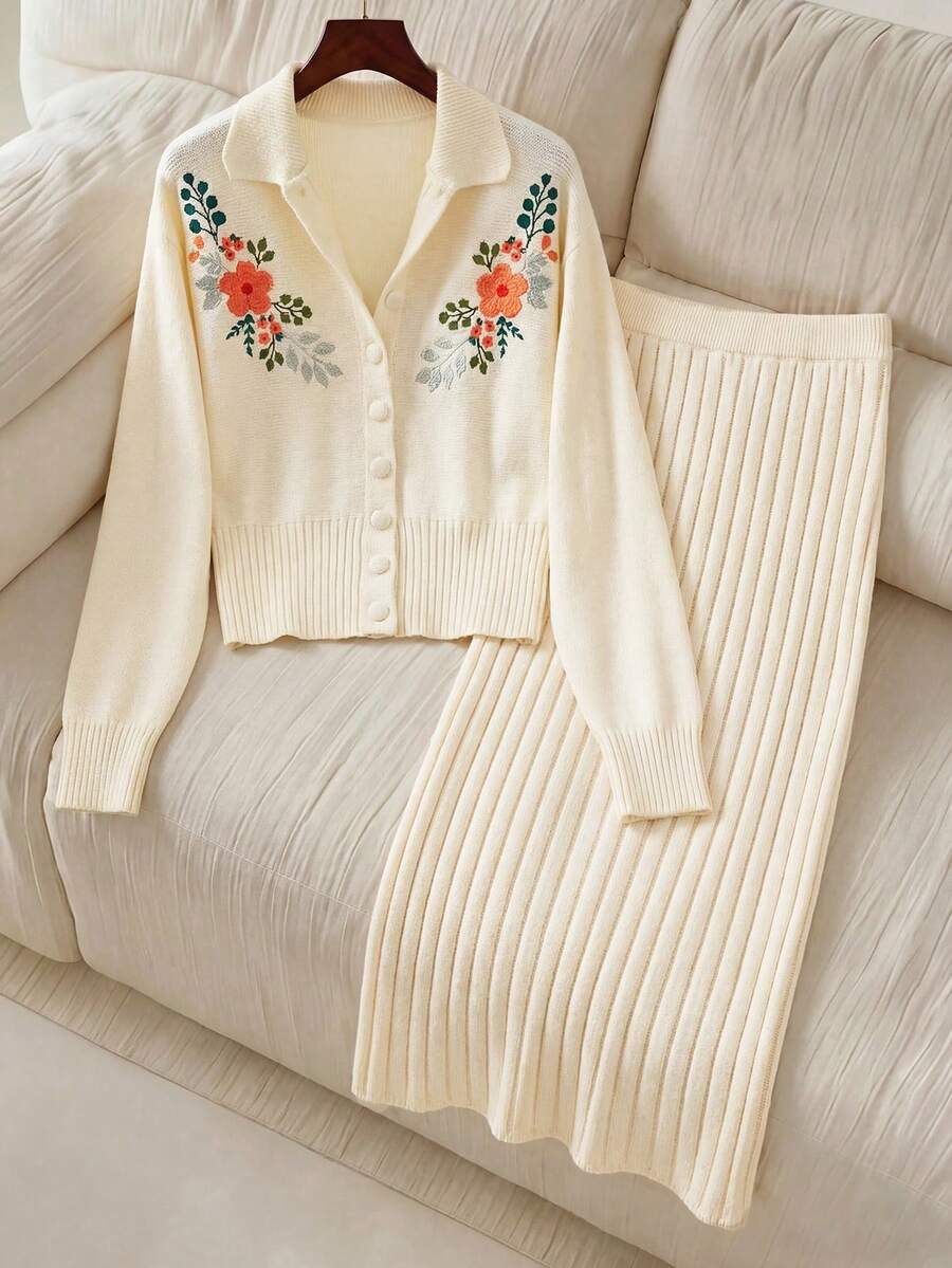 Écloséra 早春新款复古优雅宽松米色翻领长袖刺绣花卉图案毛衣搭配罗纹修身长裙，女士两件套针织套装 - 米色 - 查看 1