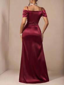 Rafferiza 女士修身性感红色连衣裙，修身廓形，适合新年假期 - 酒紅色 - 查看 2