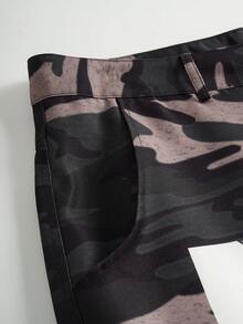 MTV | SHEIN Men's Contrast Camo Letter Graphic Crew Neck Long Sleeve Top And Shorts Set - Khaki - View 8