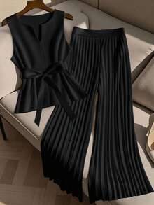 SHEIN CURVE+ Bộ đồ 2 món dành cho nữ cỡ lớn: áo không tay cổ chữ V có thắt lưng, phối cùng quần ống rộng xếp ly cạp chun màu trơn, thích hợp mặc đi làm và mặc hàng ngày, mùa xuân/hè. - màu đen - Xem 3