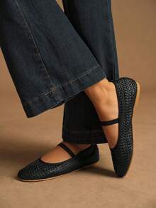 Rosivie Women Casual Versatile Commute Simple Daily Buckle Flats - Black - View 5