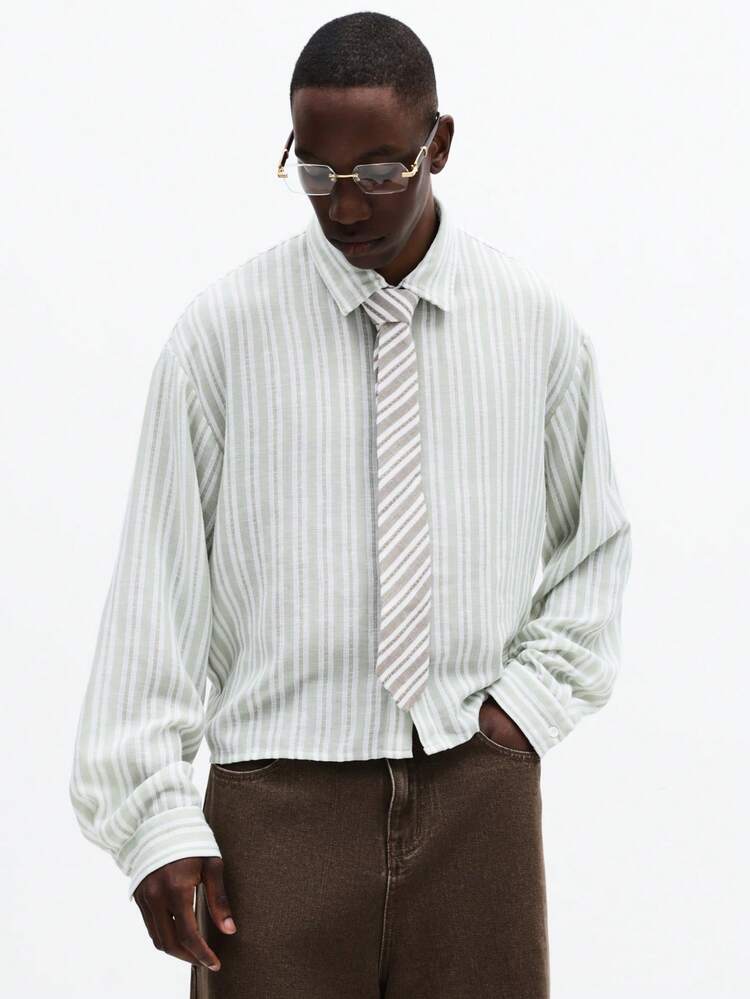 Vertical Striped Button Down Shirt With Classic Collar
