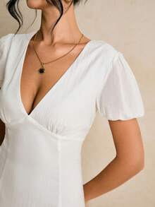 Poéselle Đầm đi biển nữ màu trơn cổ chữ V, tay phồng, thắt eo. - trắng - Xem 8