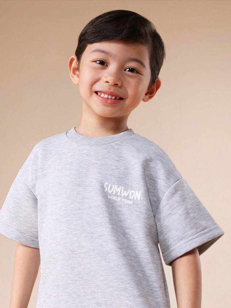 로고 프린트 반팔 티셔츠