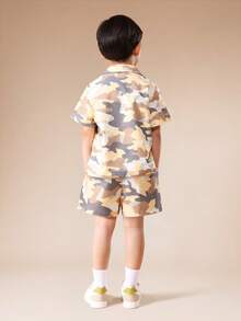 SUMWON Oversized Jungen Camouflage Poloshirt und Shorts Set Sommer Button Down Kragen Casual Zweiteiler Outfit Kinder Kurzarm Matching Co-Ord Set Urlaub - Aprikosenfarben - Übersicht 2