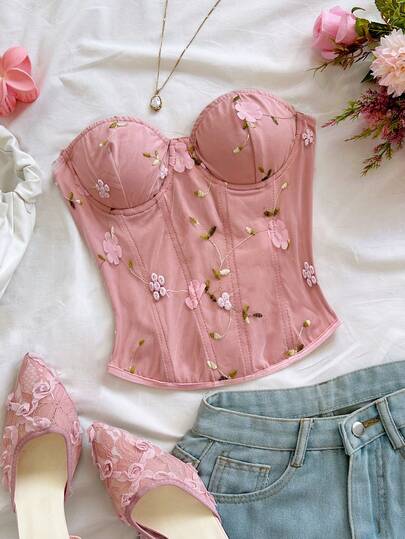 Soleia 新款浪漫清新3D立体花卉网纱刺绣文胸，交叉露背设计，适合约会、花园派对、下午茶、插花、波西米亚风、度假、复古、假日等场合。