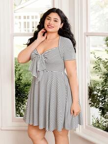 Solflare Plus Size Women Striped Knot Design Ruched Casual Vacation Date Dress - Black and White - View 11