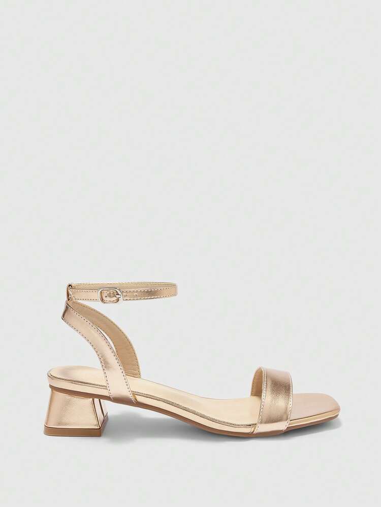 CUCCOO BIZCHIC Women Heeled Sandals