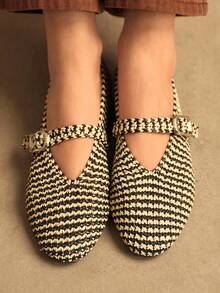 Rosivie Women's Casual Buckle Design Flat Loafers, Versatile For Daily Wear - Black and White - View 3