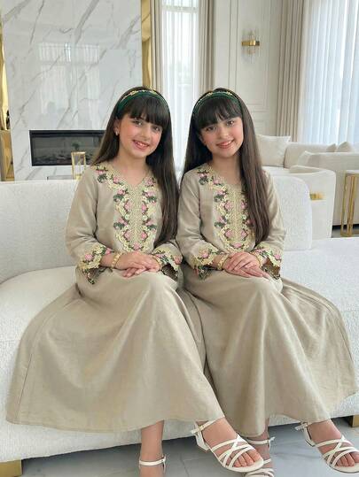 1pc Girls Sleeveless Midi Dress With Big Bow Collar And 3D Floral Decor, A-Line Silhouette, Elegant And Sweet Style For Parties, Weddings, Spring/Summer