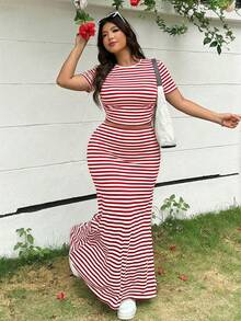 Solflare 2pcs/Set Plus Size Women's Red And White Striped T-Shirt & Maxi Dress,Summer Smart Casual Holiday Outfits,Elegant Chic Y2k Style For Daily Party - Red and White - View 4