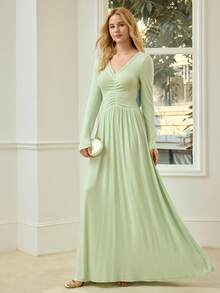 MOTF PREMIUM WOMEN'S V-NECK LONG SLEEVE RUCHED LONG DRESS, SPRING/SUMMER - Green - View 1