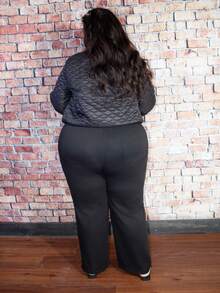 Truni 加盖细节优雅绗缝大衣，适合冬季 - 黑色 - 查看 2