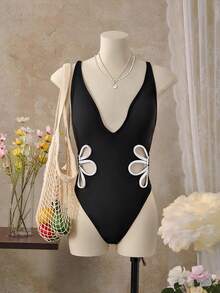 Swim Basics 夏季沙灘女性時尚花卉中空單件泳衣 - 黑色 - 查看 9