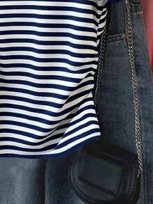 Resyla 大码女士显瘦条纹印花T恤，高端设计，适合日常穿着、街头风、户外休闲百搭，夏季必备 - 彩色 - 查看 4