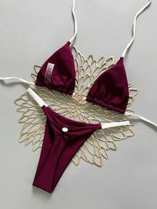 Swim Mod 女士新款V领金属装饰纯色露背吊带三角比基尼套装，性感丁字泳衣，春夏款 - 中紫紅色 - 查看 3