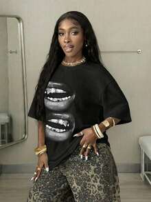 Coolane 女士宽松休闲极简街头风黑色唇印圆领短袖T恤，适合春夏穿着。 - 黑色 - 查看 4