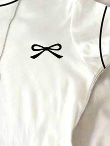 1pc Teen Girl Summer New Sweet Minimalist Bow Print Top, Double Stripe Print, Flat Design, Casual Versatile Tight Fit T-Shirt, Classic White, Daily Wear, Student Outfit, Outdoor, Casual Blouse - White - View 4