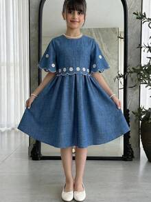 SHEIN 少女版雛菊圖案圓領短袖可愛洋裝 - 藍色 - 查看 4