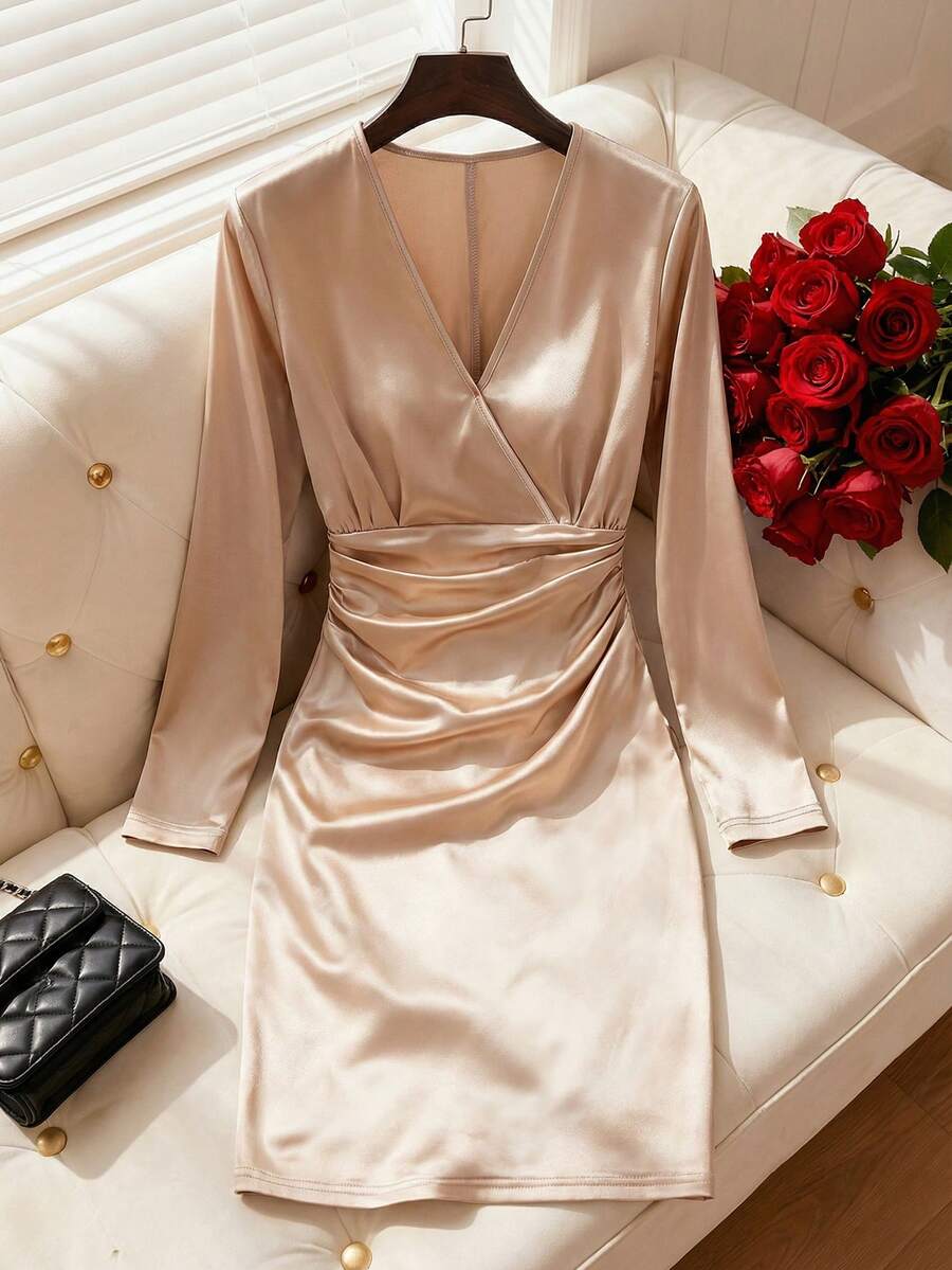 Franclia Women's Elegant Apricot Satin Bodycon Dress, Suitable For Commuting, Outing, And Dating, Spring/Summer - Champagne - View 1