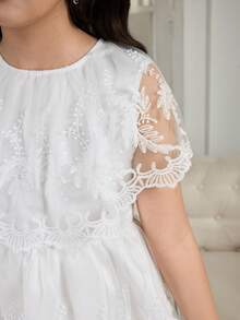 SHEIN Tween Girl Elegant White Lace Patchwork Dress,Summer Flower Girl Wedding Party Modest Ivory Dress For Tweens Teen Young Girl Spring Solid Color - White - View 7