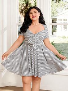 Solflare Plus Size Women Striped Knot Design Ruched Casual Vacation Date Dress - Black and White - View 10