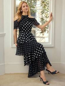 MOTF PREMIUM 女士优雅波点中长连衣裙 - 黑與白 - 查看 1